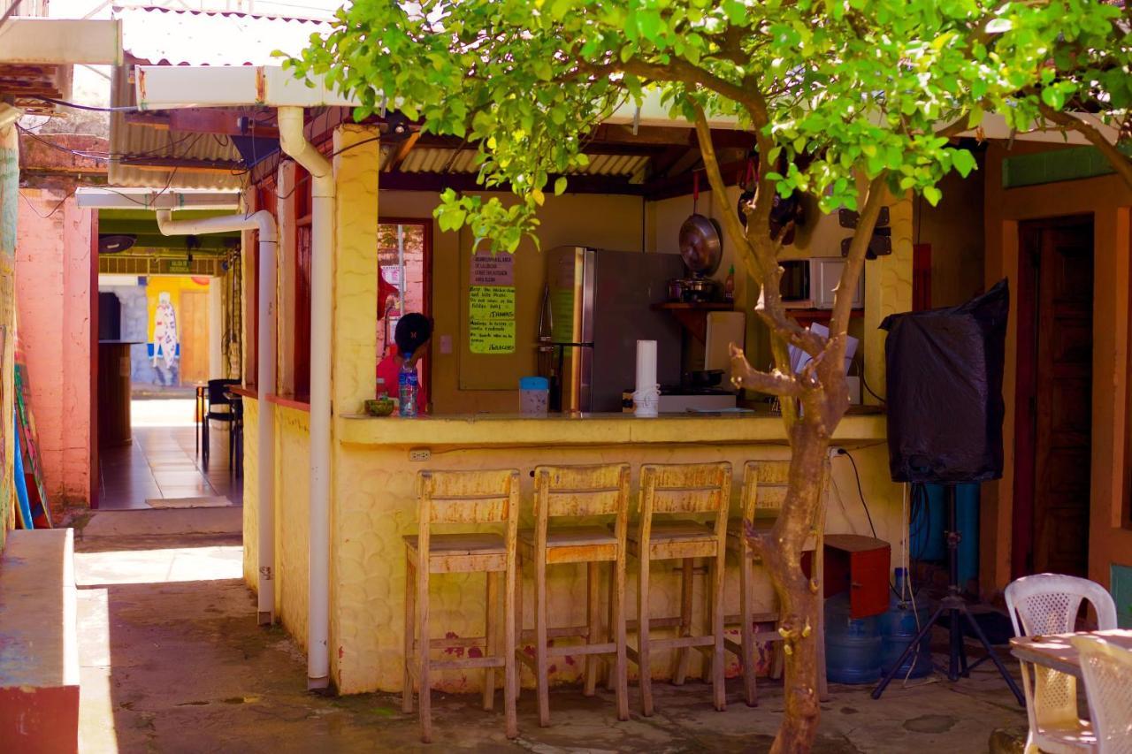 Hostal Los Chamos San Juan del Sur Exterior foto