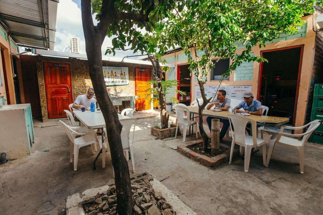 Hostal Los Chamos San Juan del Sur Exterior foto